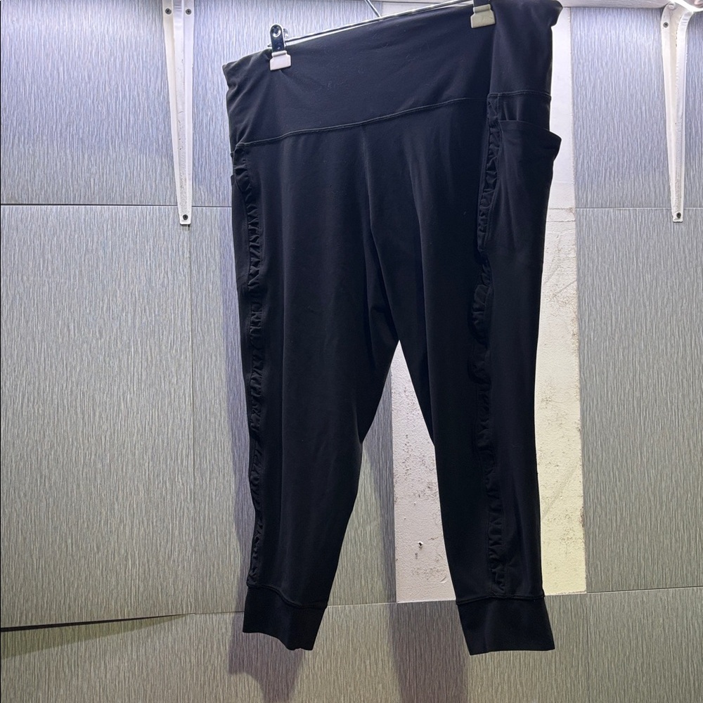ATHLETA STASH SALUTATION RUCH JOGGERS - Picture 2 of 7